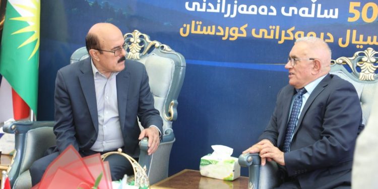 شاندێکی حزبی زەحمەتکێشان پیرۆزبایی 50 ساڵەی دامەزراندنی لە پارتی سۆسیال دیموکراتی کوردستان کرد